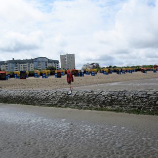 Strand vor der Appartementanlage